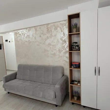 Cozze Apartment *